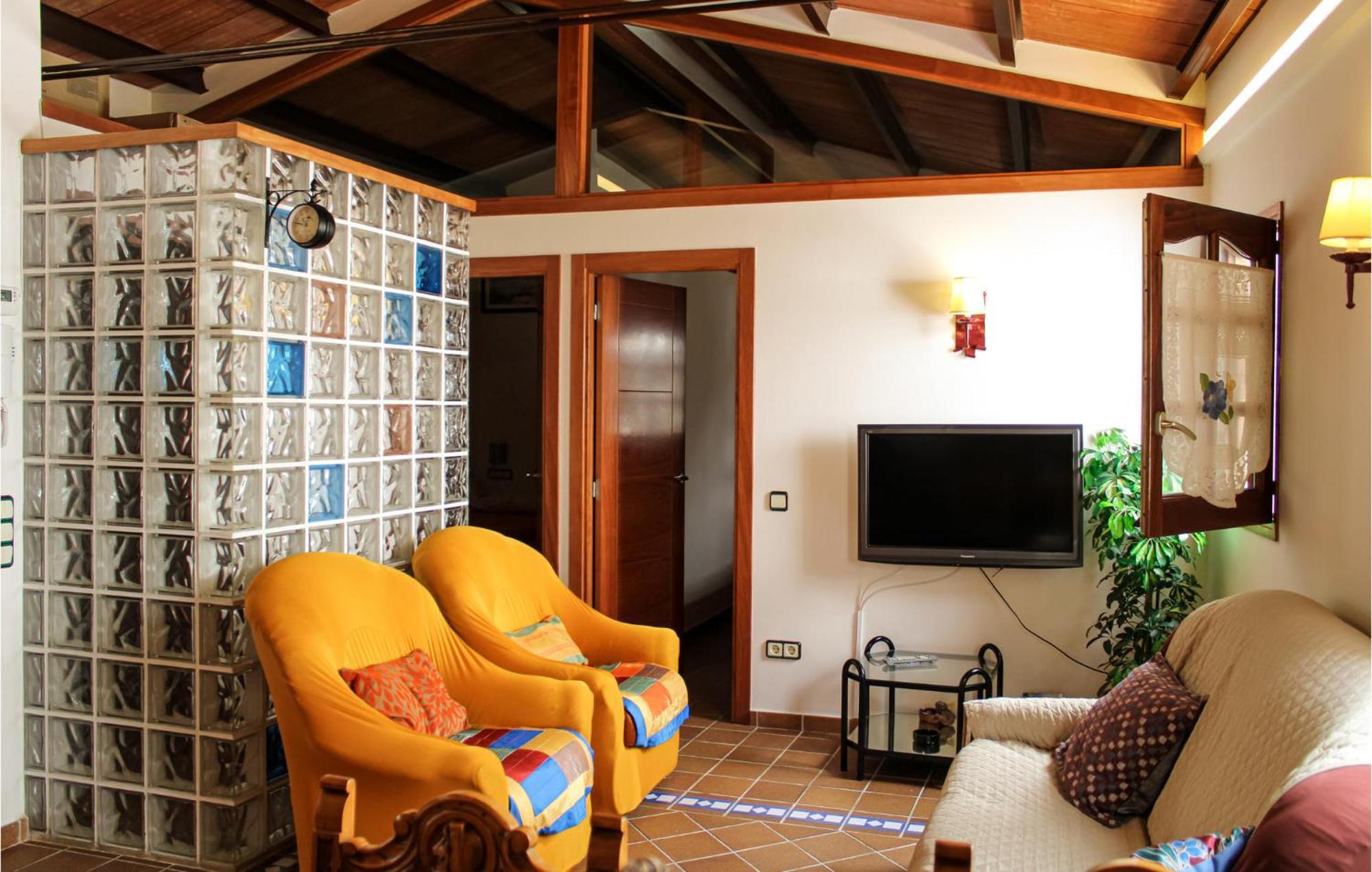 Stunning Apartment In Tossa De Mar Tossa de Mar Exterior foto